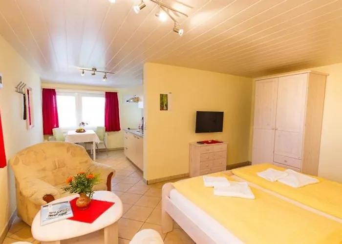 Schoen Lejlighed Zempin